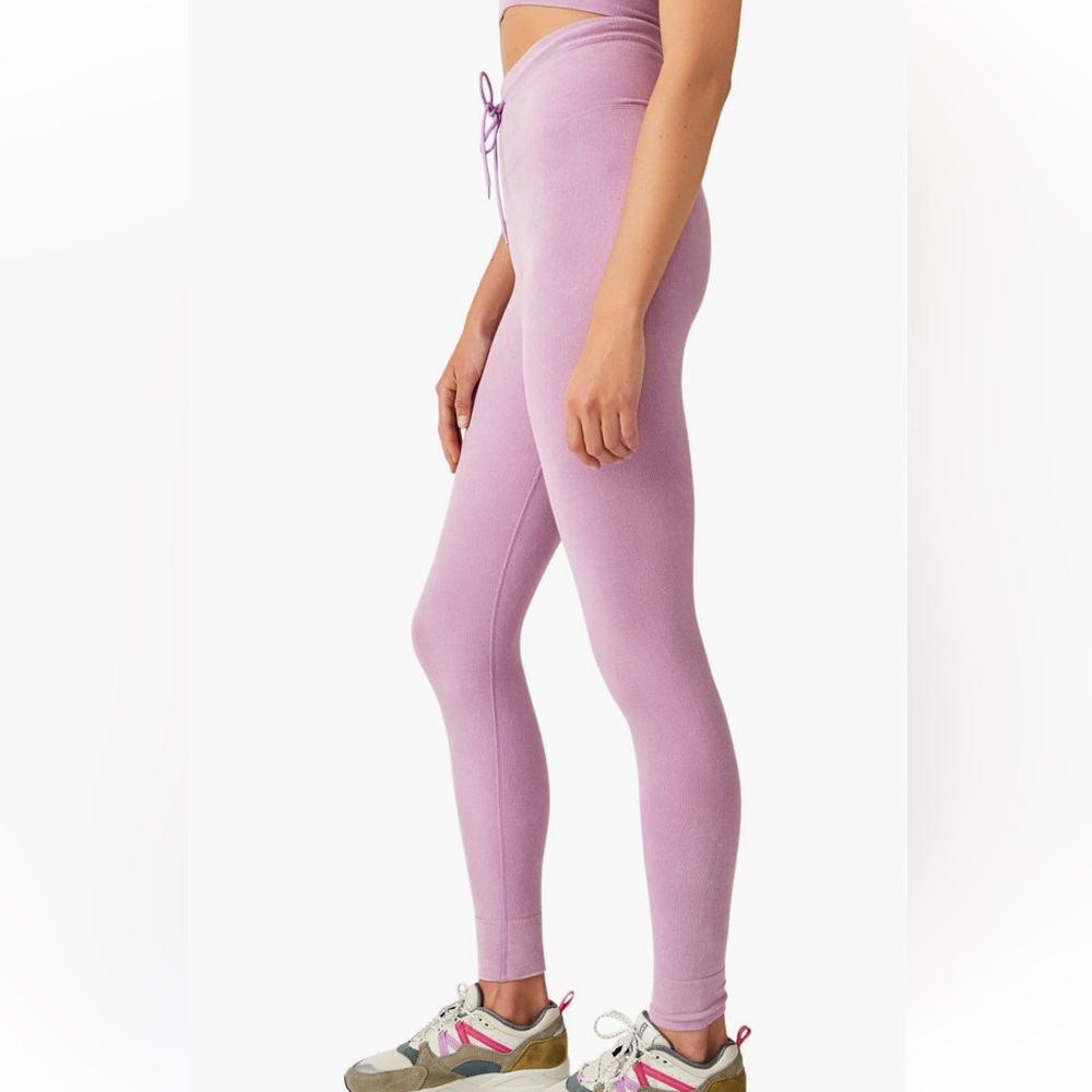 NWT Free People Movement Go To Legging - Washed Chive Blossom (Medium/Large) - Picture 4 of 6